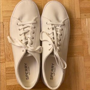 Sperry’s all white sneakers